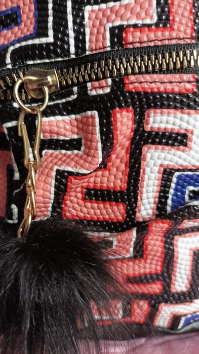 Нова дамска чанта