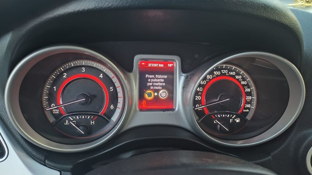 Fiat freemont 2011