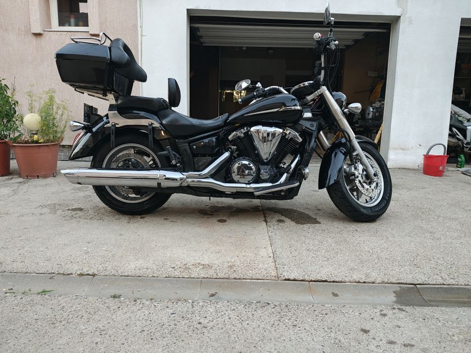 Yamaha xvs1300 midnight star 2011