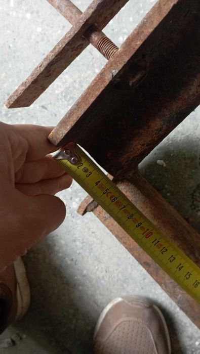 Теглич за Ланчия