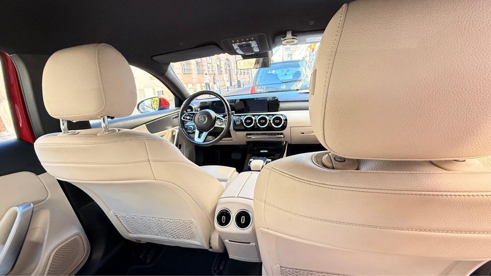 Mercedes benz A200