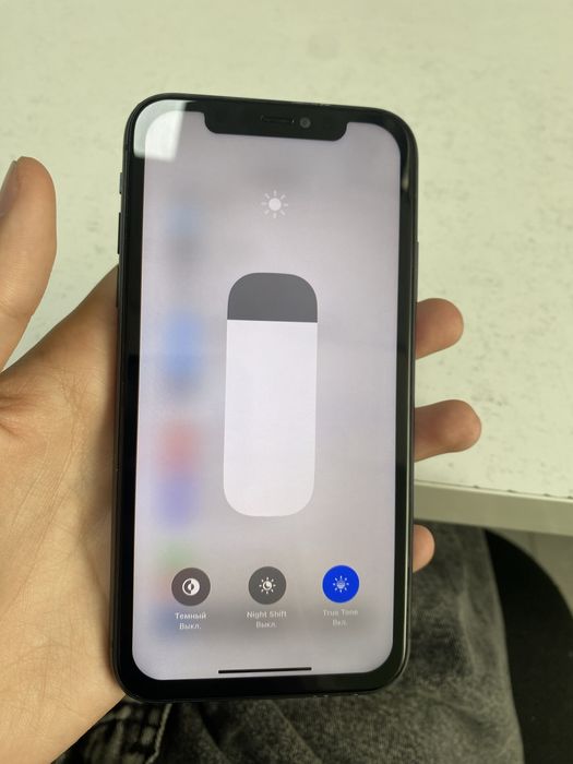 Продам Iphone 11 черный