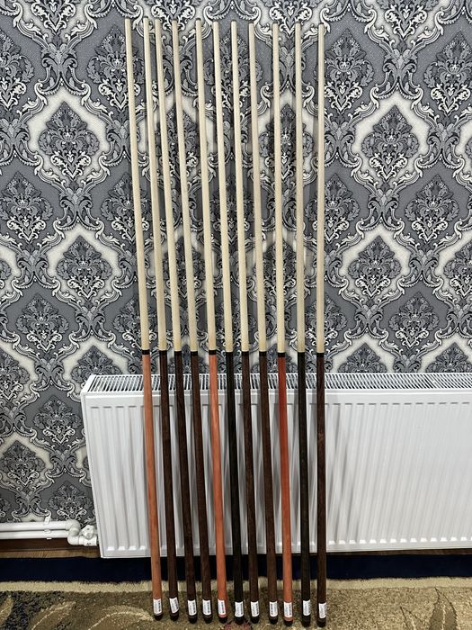 Бильярдные кий.