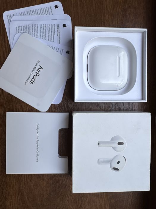 Airpods 4 (Anc) Б/У