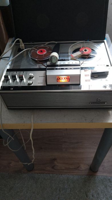 Radio  Hitachi și Tk 32 &tk141