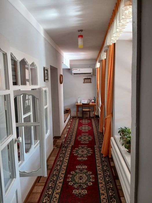 Ховли сотилади, шахар марказидан