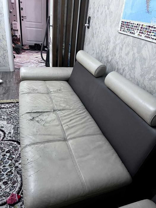 Продам диван, б/у