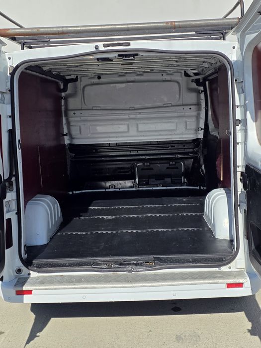 Opel Vivaro 1.6 Cdti, 116 Cp, Anul 2016, Rate TBI