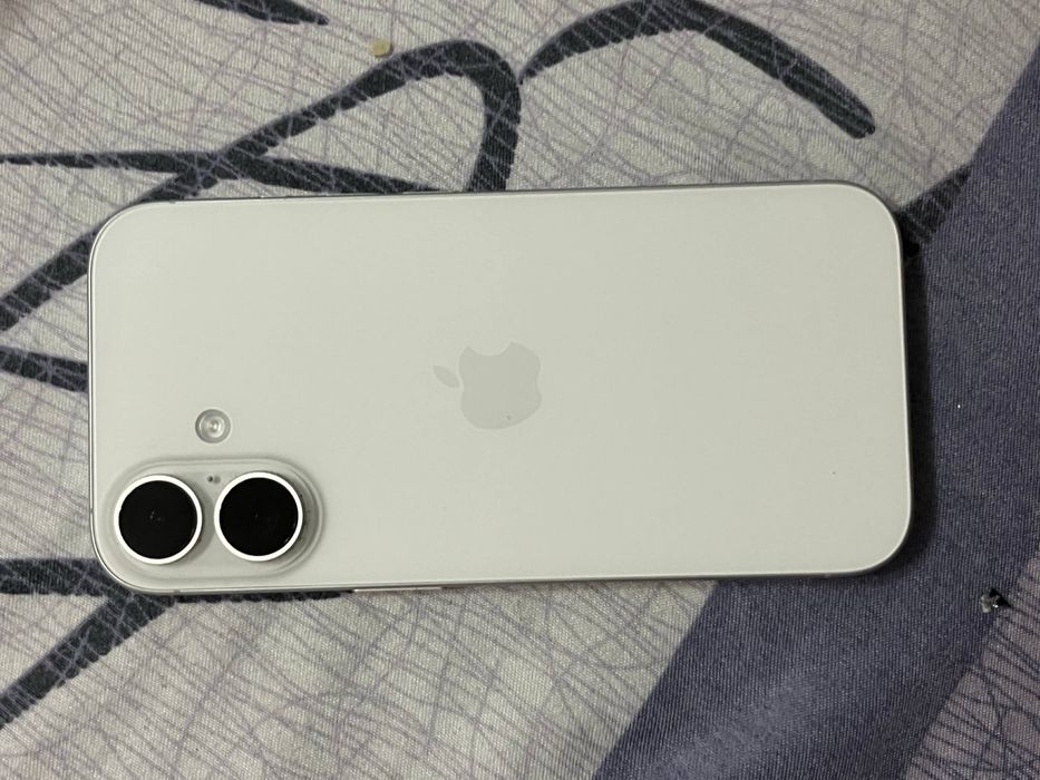 Продам iphone 16