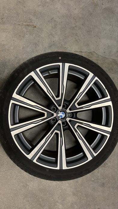 Оригинални!!! Джанти с гуми INDIVIDUAL 22"'за BMW G05/G05 V-spoke 746I