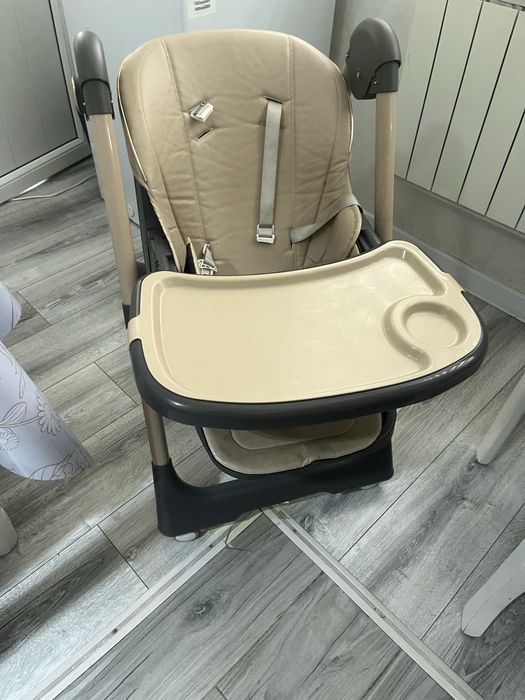 Детский  стульчик для кормления