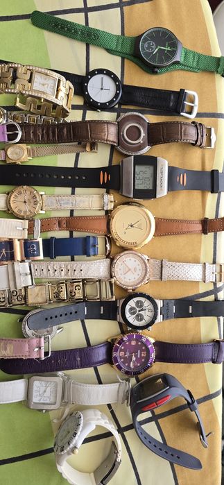 Lot 32 ceasuri pentru dama.