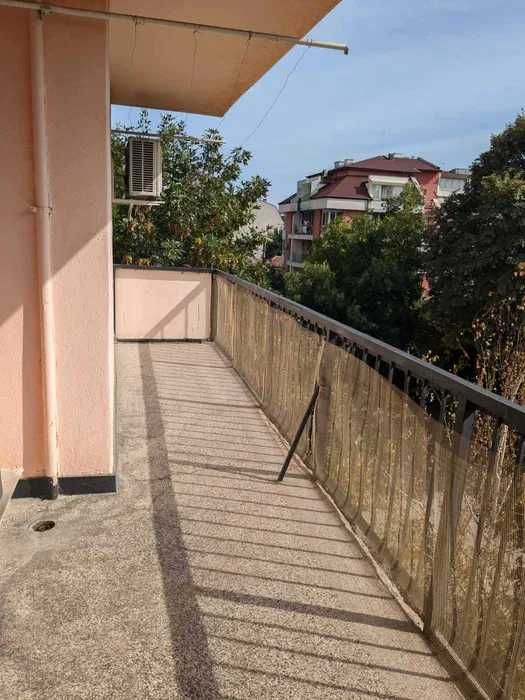 Многостаен Апартамент, кв. Кючук Париж, гр. Пловдив