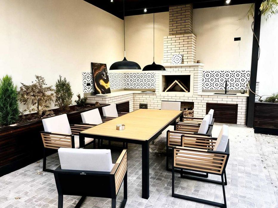 Люкс участок • Чиланзар-2 • Буньёдкор • 6-комн • 230м² • этажность 2