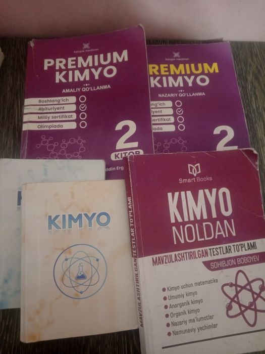 Kitoblar arzon narxda sotiladi