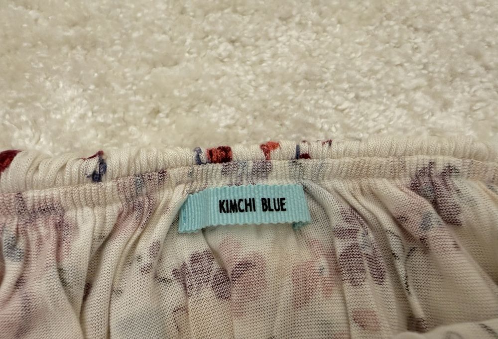 Rochie mini florala Kimchi Blue (Urban Outfitters) - umeri goi, boho, S
