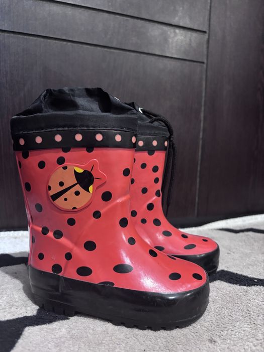 Детски якета и обувки