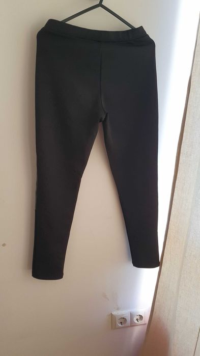 Дамски черен клин