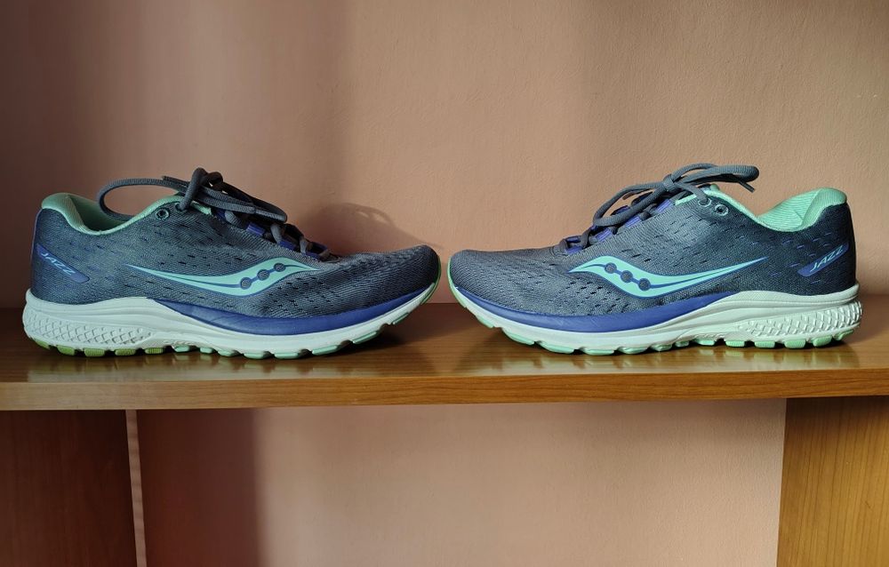 Adidași damă Saucony, mărimea 40