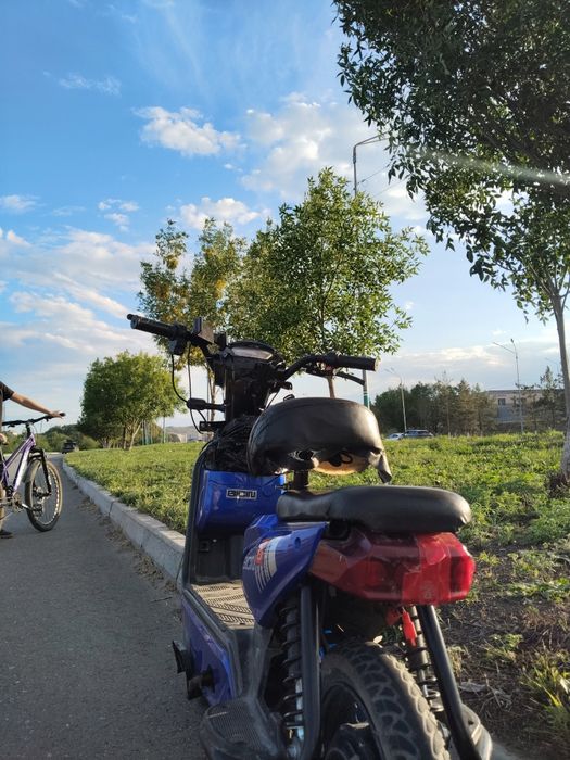 Продам скутер 800ват