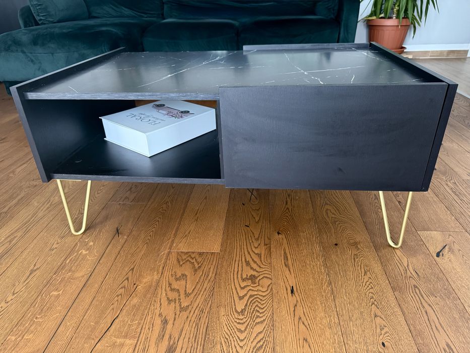 Masa cafea din pal cu blat model marmura si picioare aurii