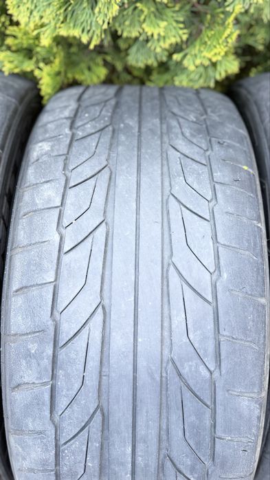 Комплект шины, 245/40/18