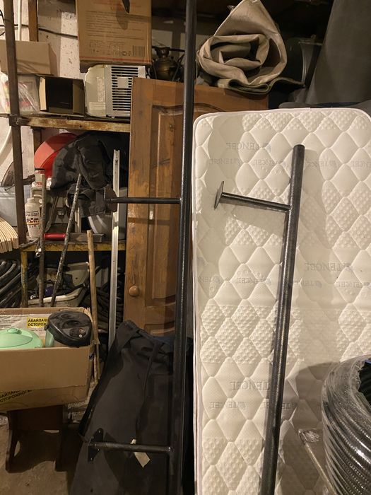 Продаю поручень металлический