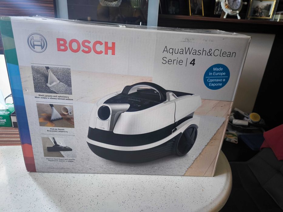 Aspirator BOSCH AquaWash&Clean