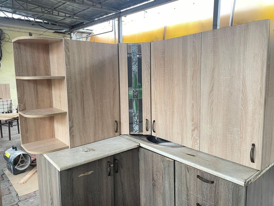 продам Кухонная мебель  верхней часть