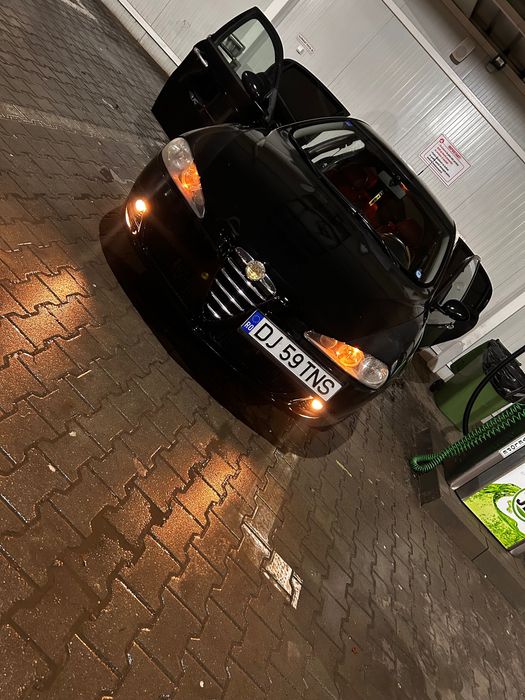 Alfa Romeo 147 mașina personală