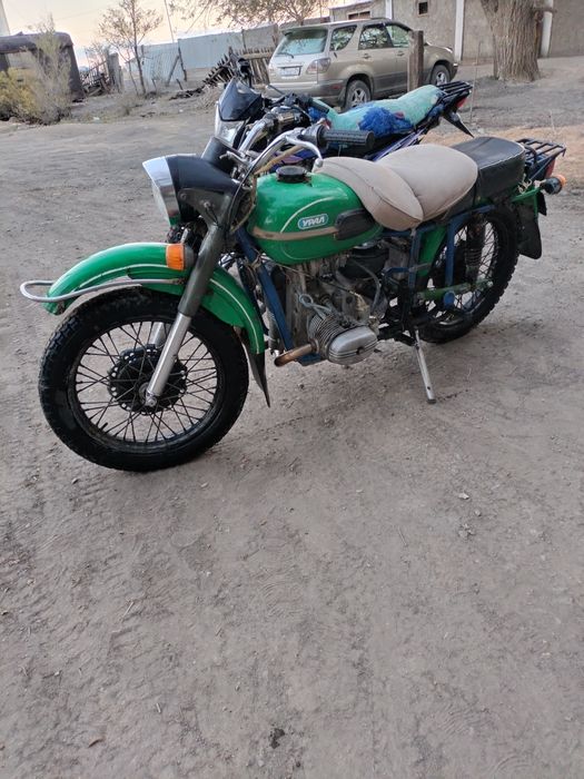 Урал мотоцикл на ходу