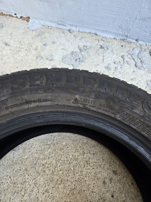 2 бр. Зимни гуми 215.60.17.