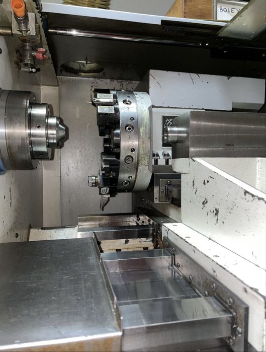 CNC Струг с ЦПУ - 4 осен с Ц ос (C axis) Стругов център фрезоване