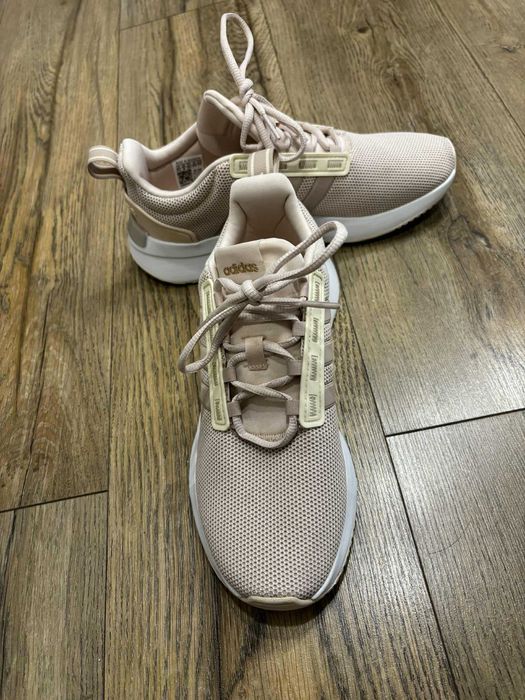 Маратонки Адидас