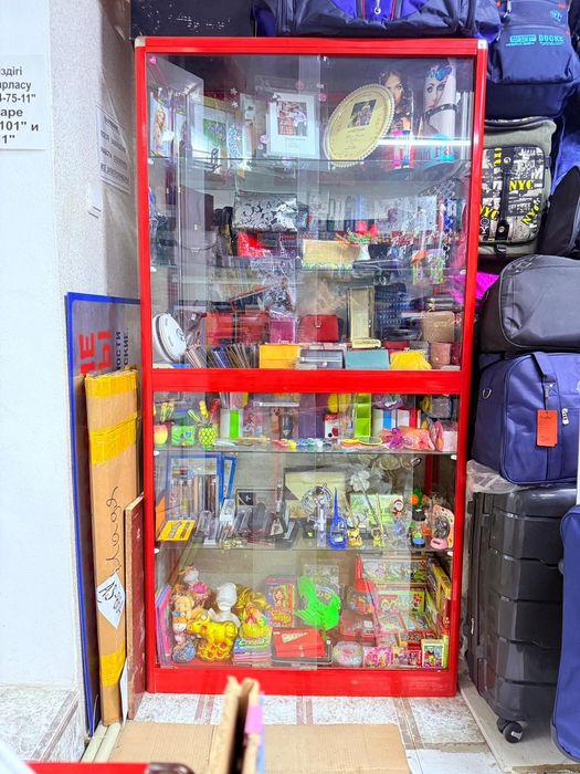 Витрины офисные,стеклянные