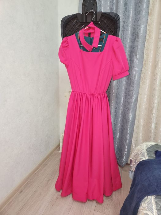 Платье одевала все один раз