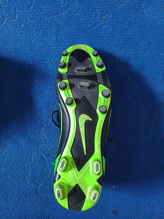 Original Nike tiempo butsi