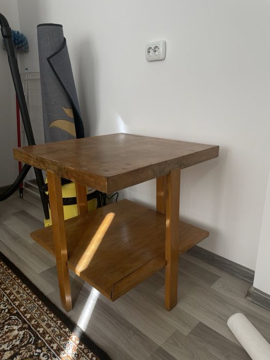 Помощна Ретро масичка квадрат 60/60