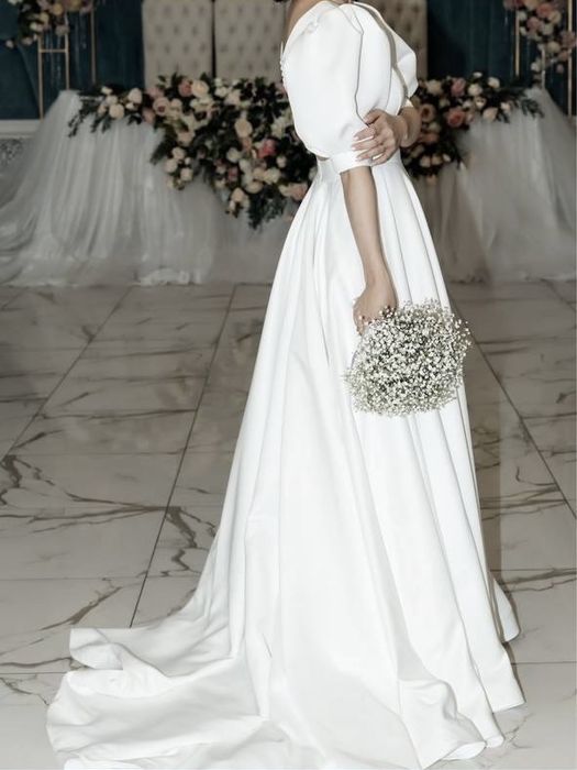 Продам дизайнерское свадебное платье