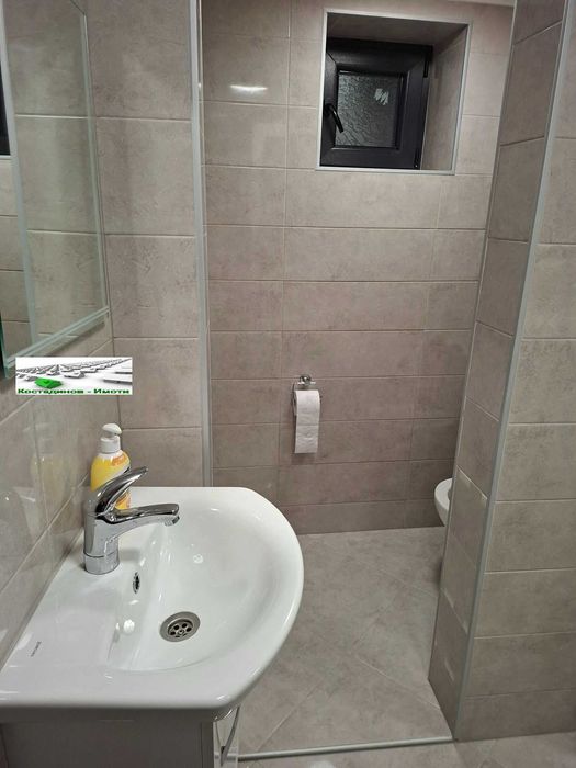 Дава се под наем Офис в Пловдив, Център - 70 кв.м за 298.86 € - Снимка #5