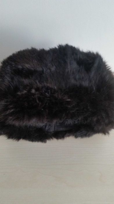 caciula de iarna , marmota maro inchis