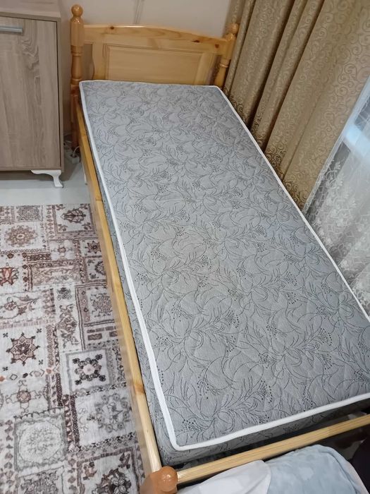 Легло с матрак  90/200