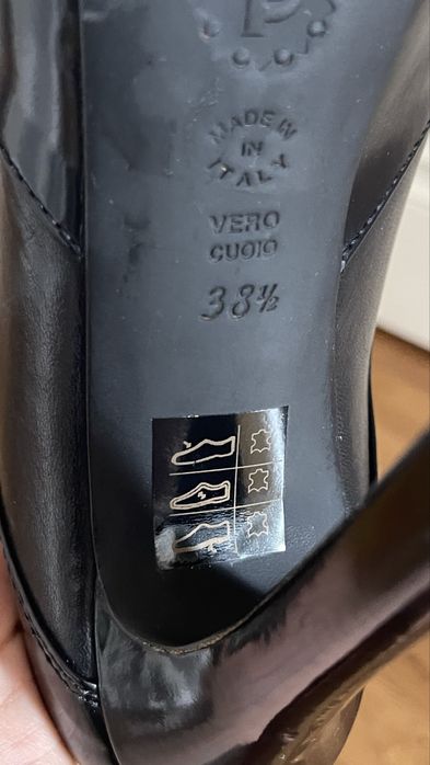 Ботинки Pollini новые
