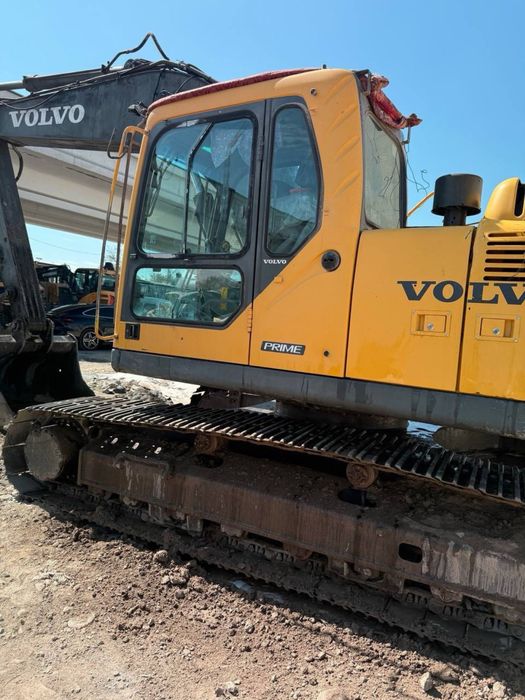 Экскаватор гусеничный VOLVO EC210 BLK 2013 йил 29000 моточас ишлаган