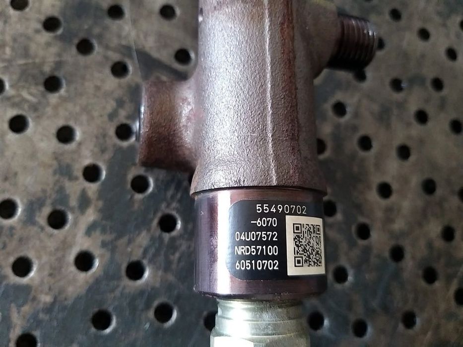 Rampa injectoare 1.6 cdti opel astra j 55490702