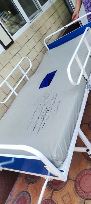 Кровать йоток холатидаги инсонла учун