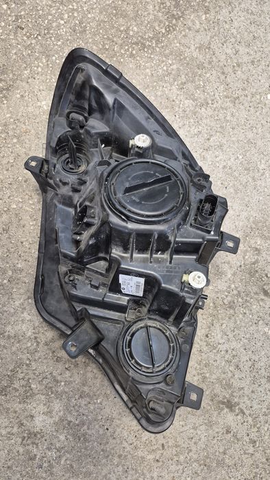 Оригинален  десен фар Hella  за  Mercedes  Sprinter  2013-2018г