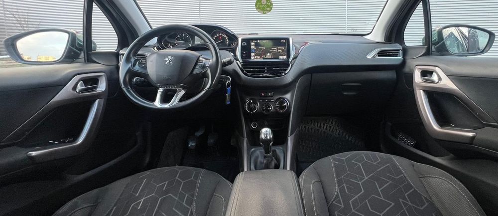Vand Peugeot 2008 1.6 Blue HDI inmatriculata RO fabricatie 2015 urgent