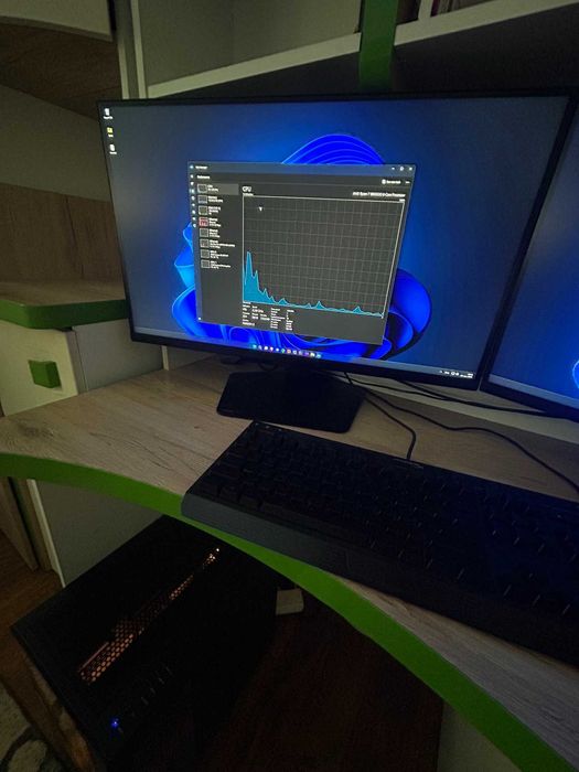 PC Gaming Ryzen 7 9800X3D | RX 9070 XT 16GB | 64GB DDR5 | 2TB NVMe | Garanție