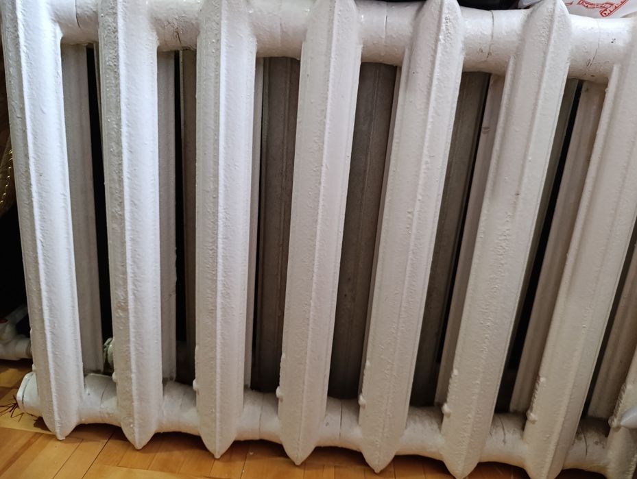 Чугунные радиаторы отопления.